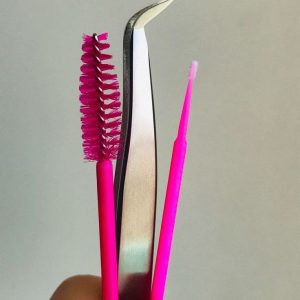 Augenbrauen- und Wimpernlifting